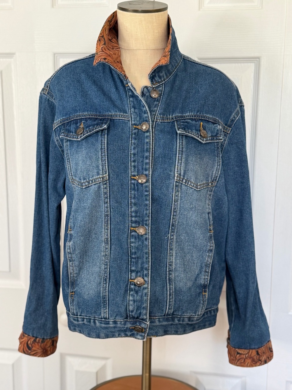 🩵Crazy Train Classic Blue Denim Jacket with Contrast Floral Collar and Cuffs